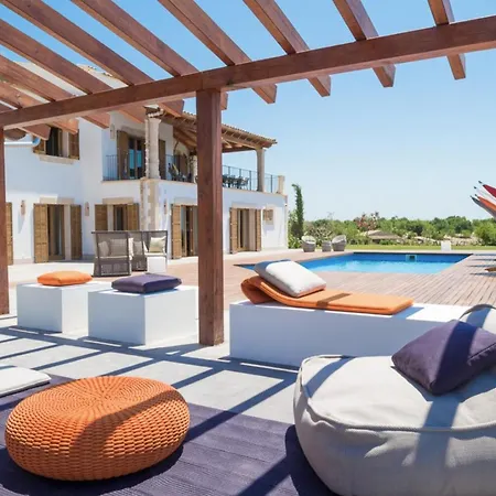 Villa Felicia In Pittulongu 5 Bedrooms With Pool And Wifi Olbia